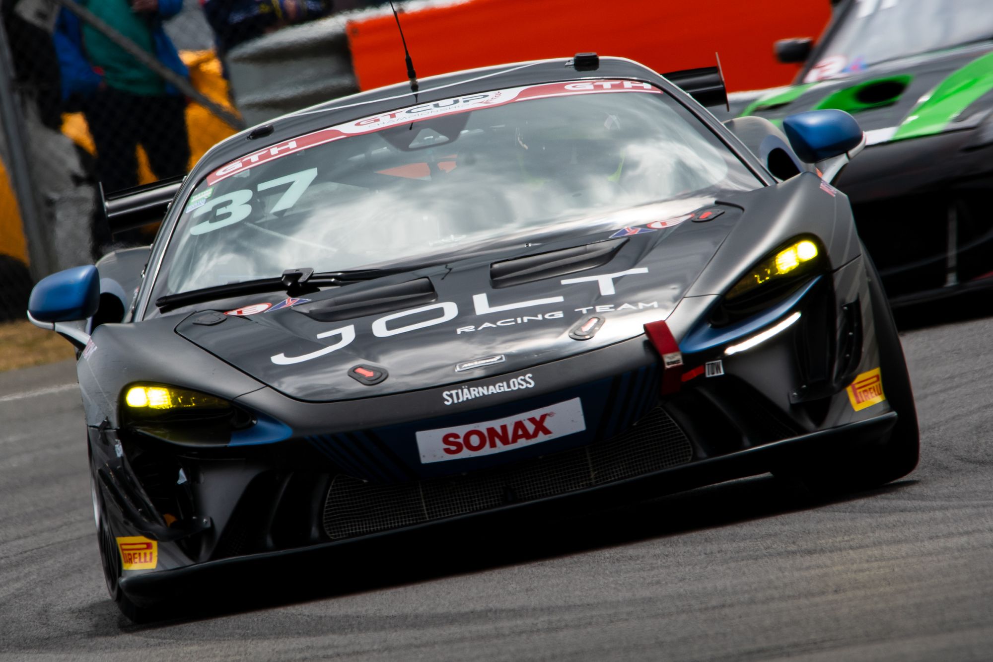 Jolt Racing Battles Through a Demanding Snetterton Weekend