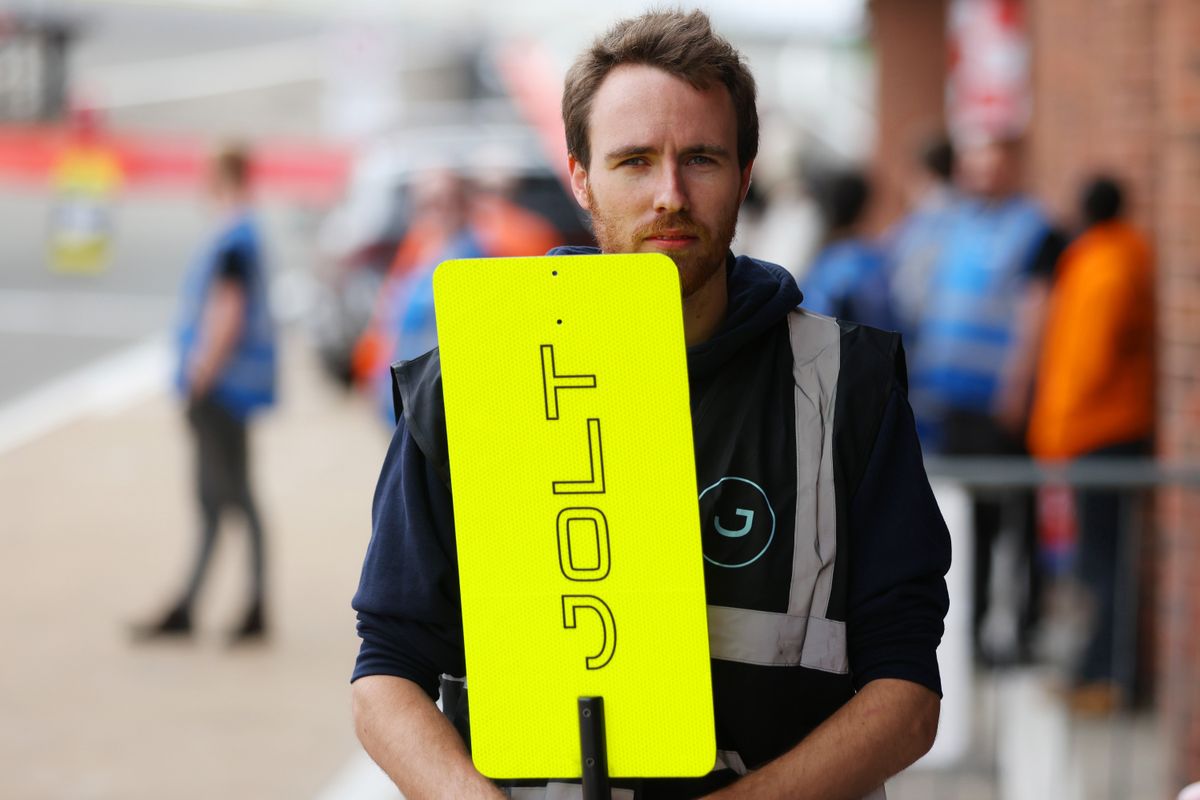 gallery/22/images/aa3798d8-4a81-46d7-aace-a7a331dbde73/joltracing-brandshatch-0028.jpg