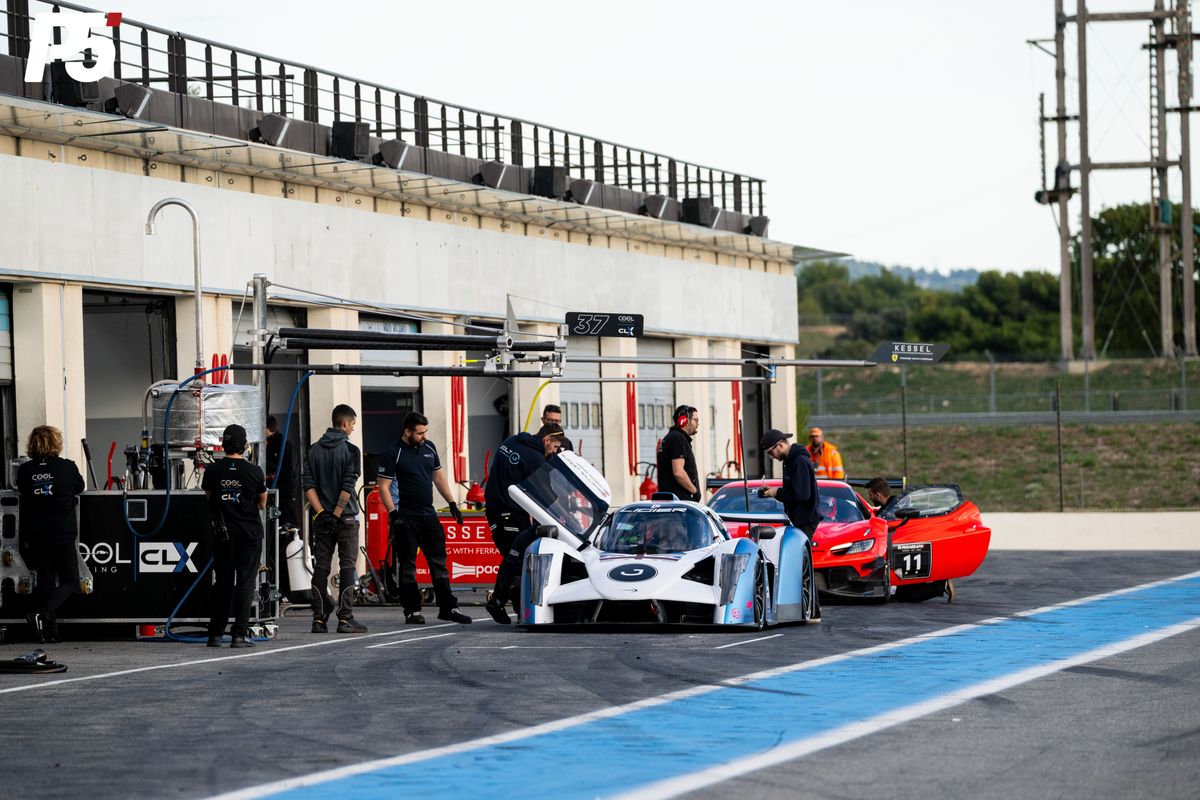 gallery/27/images/f17dc9a5-7cc6-41d8-9fac-92a2306ef0d5/p5_4pros_paulricard_00343.jpg