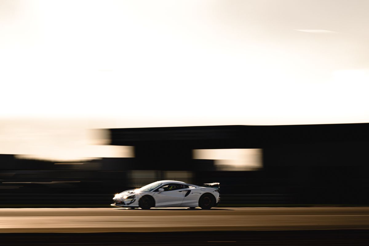 gallery/43/images/1ae55e51-0633-49df-b481-41a07bef846f/0z9_7705.jpg