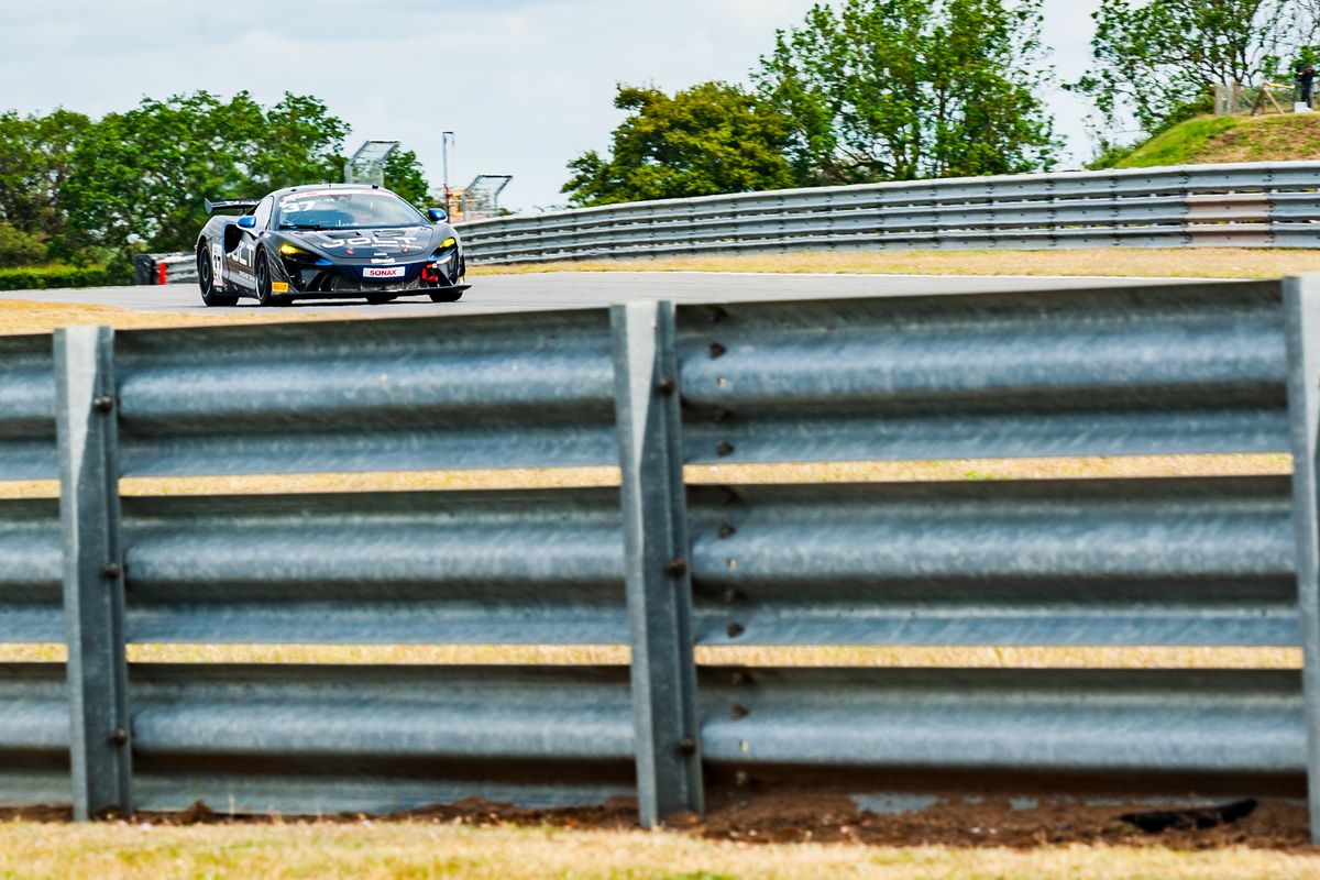 gallery/52/images/4f390ea0-0dd9-4ab4-8853-cc35e0a7991a/1-gtcup-eric-2512.jpg