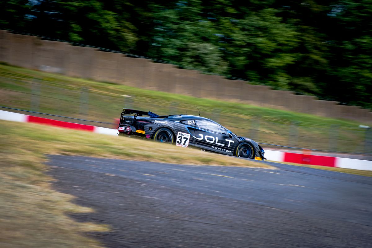 gallery/53/images/ef73c326-f765-4f3e-b8ec-4af382ca4aec/photo-001-78.jpg