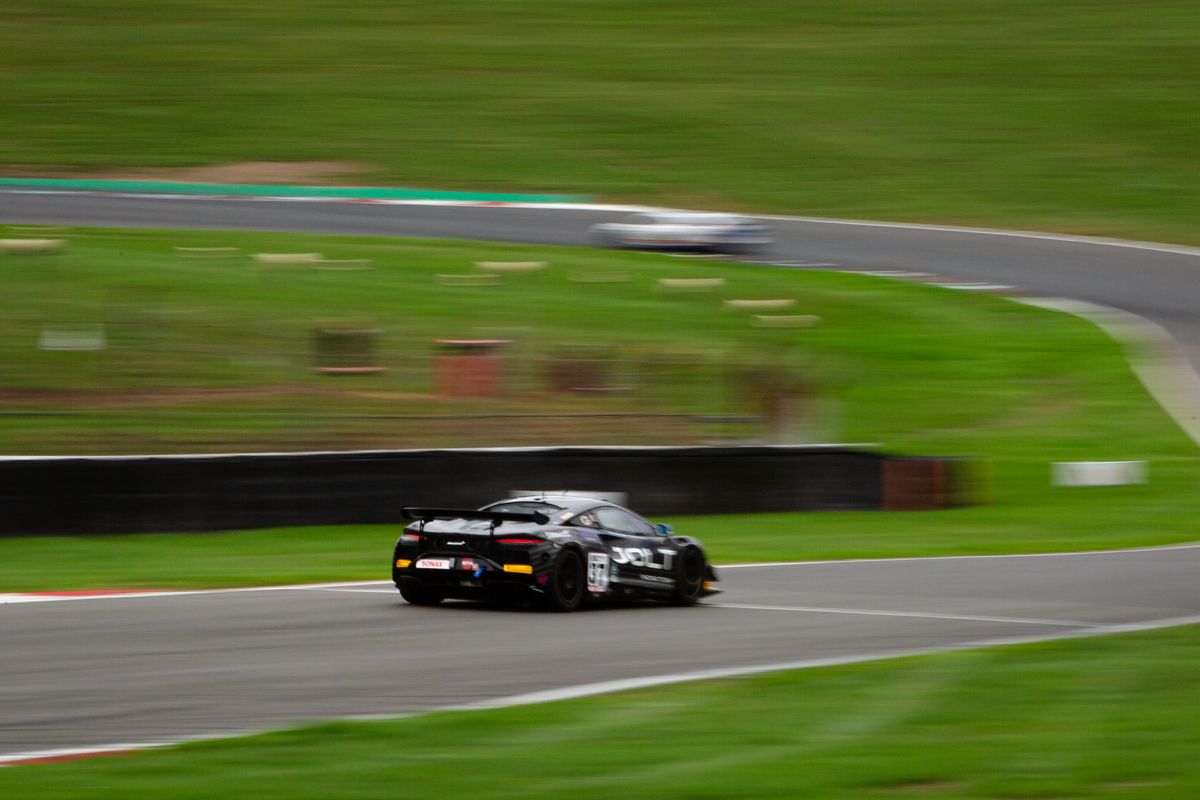 gallery/55/images/091d65a5-1568-4be9-b355-11ba2b4c2b33/photo-001-32.jpg