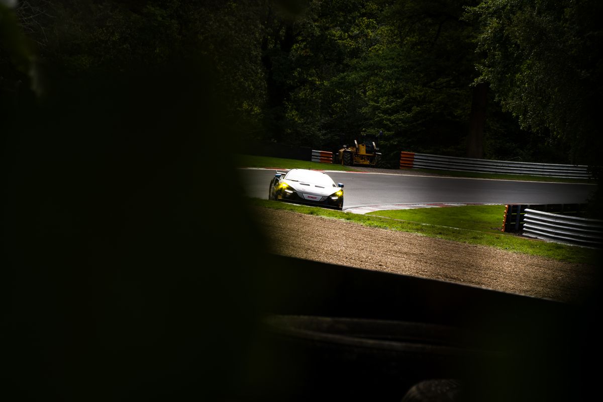 gallery/55/images/d74567b2-8cf1-4f5d-86e0-1284592b35ed/photo-001-137.jpg