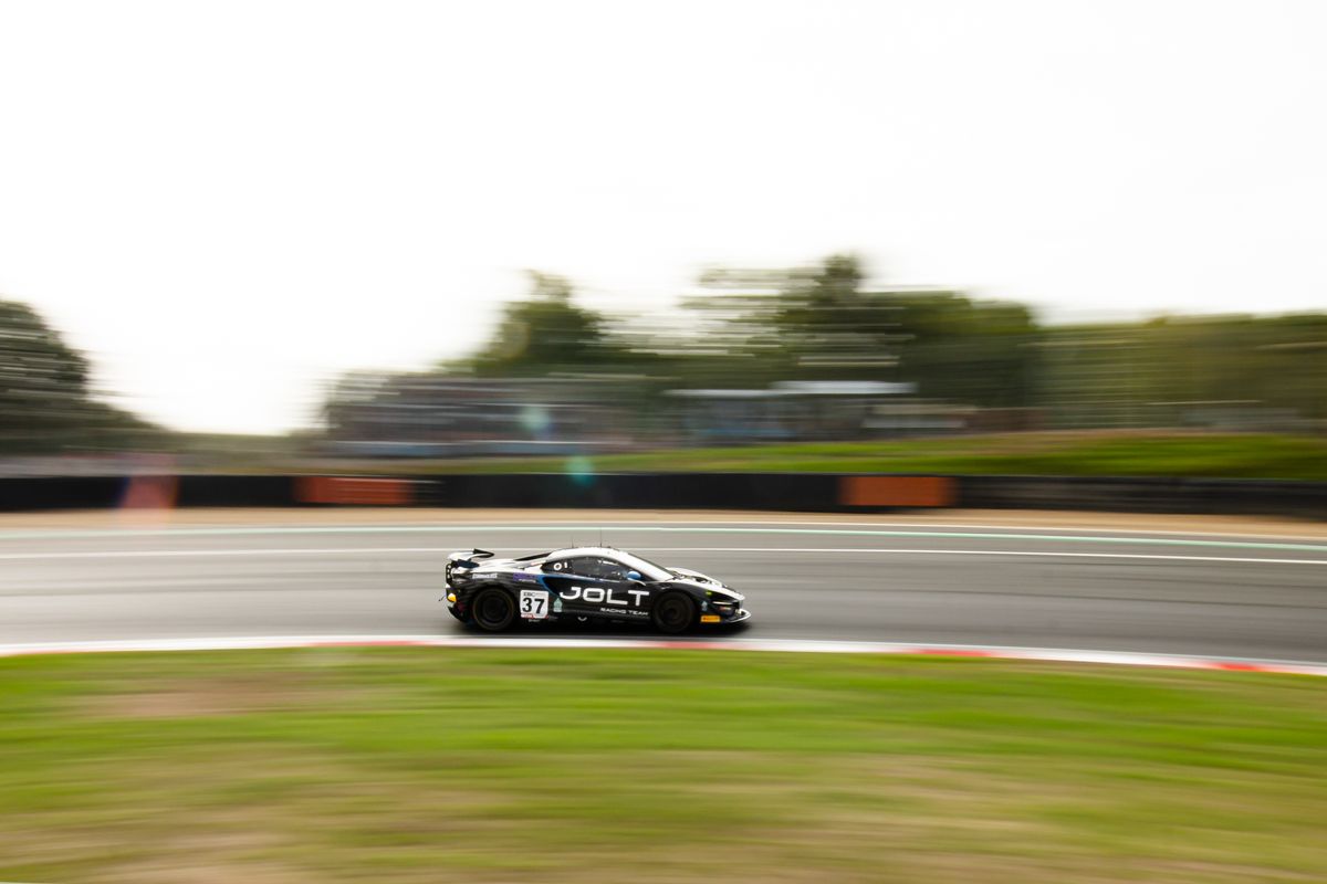 gallery/55/images/e0720939-43c6-47f9-81ac-e6ceff6cabd7/photo-001-157.jpg